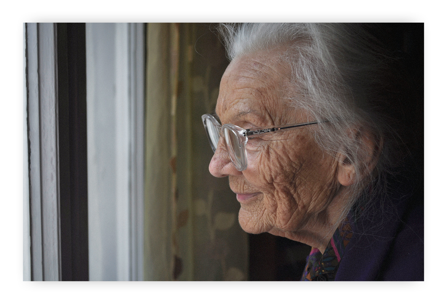 Smart Bracelet for Elderly Monitoring